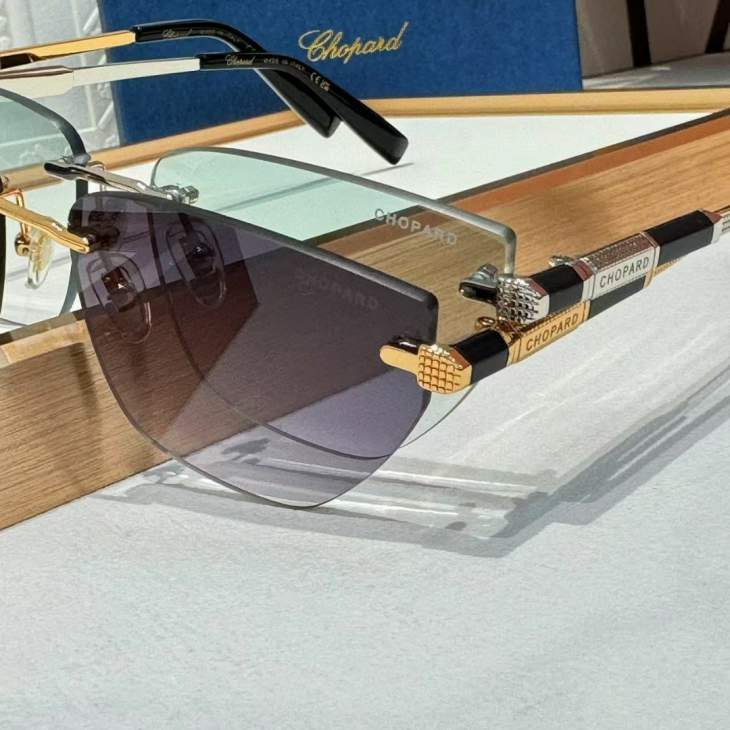 Picture of Chopard Sunglasses _SKUfw71164221fw